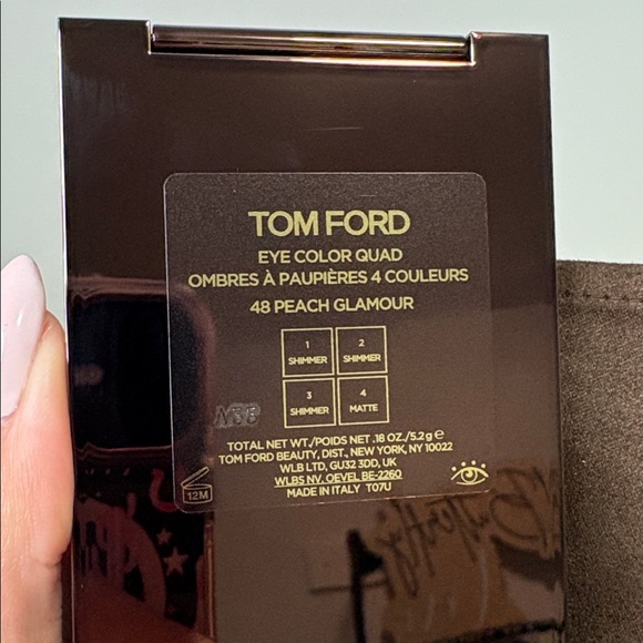 Tom Ford Peach Glamour Eyeshadow Quad - Picture 7 of 7